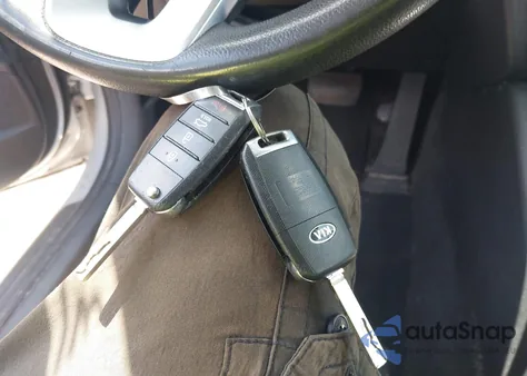 2019 Kia Optima Lx из США, поврежденный, VIN 5XXGT4L34KG302430